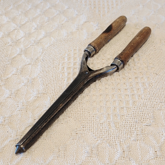 Antique Victorian Hair Mustache Curler Ringlet Curling Crimping Iron Wood Handle - Picture 8 of 13